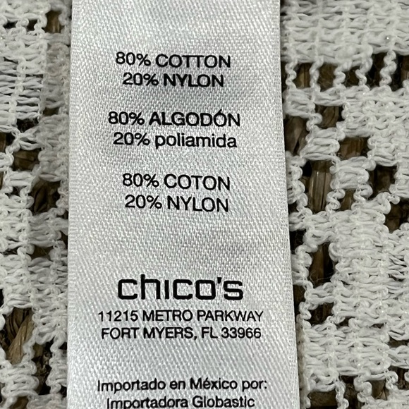 EUC CHICO’s White Lace Top with Long Gathered Bell Sleeves - Picture 6 of 10